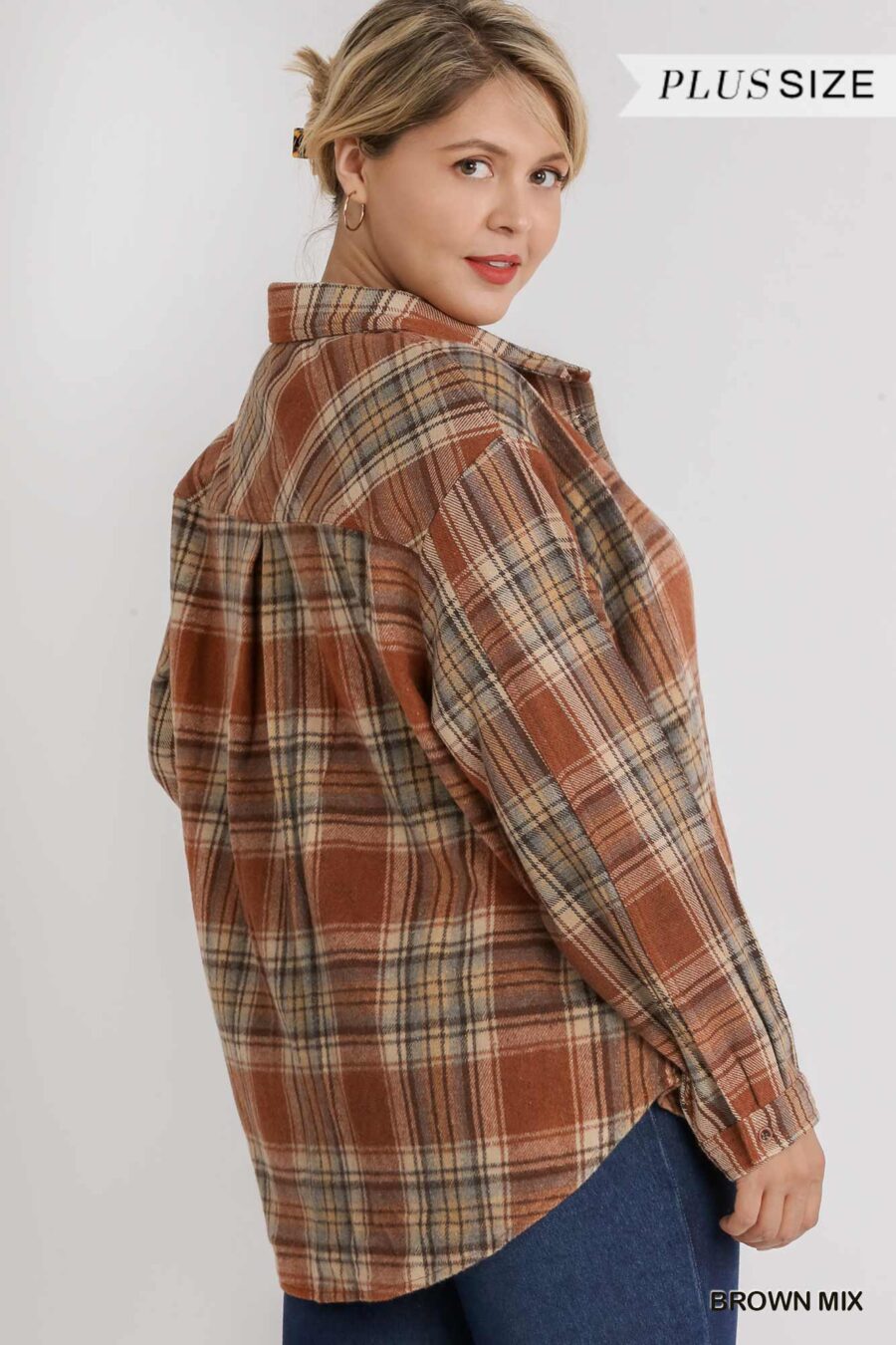 Plaid collar button down overshirt with front pockets