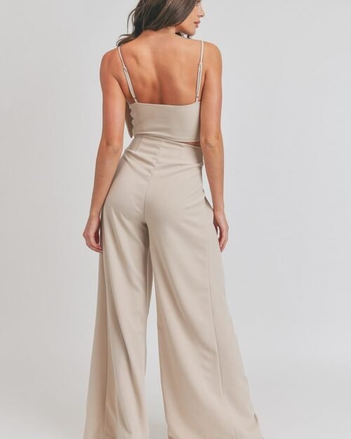 front detailed crop top