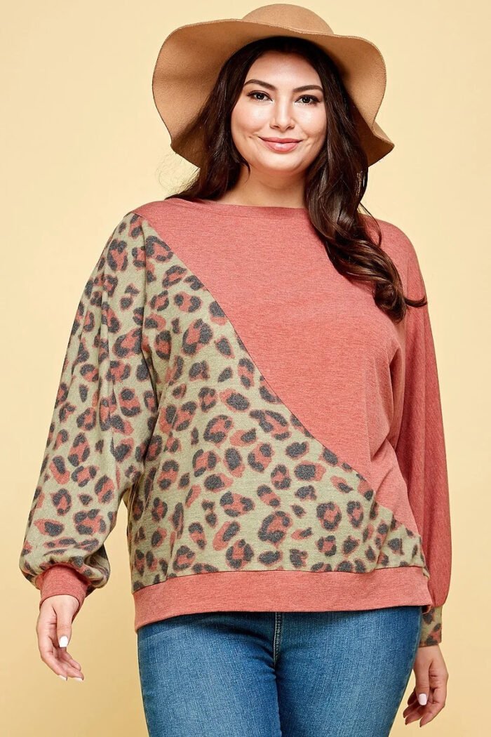 Plus size cute animal french terry brush contrast print pullover