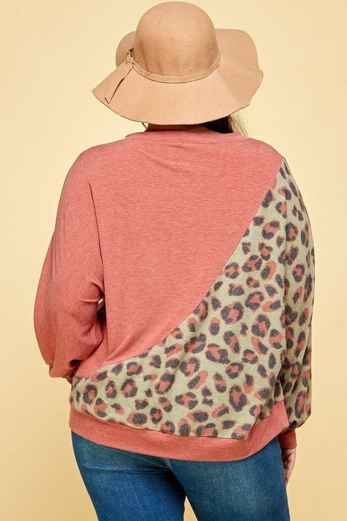 Plus size cute animal french terry brush contrast print pullover