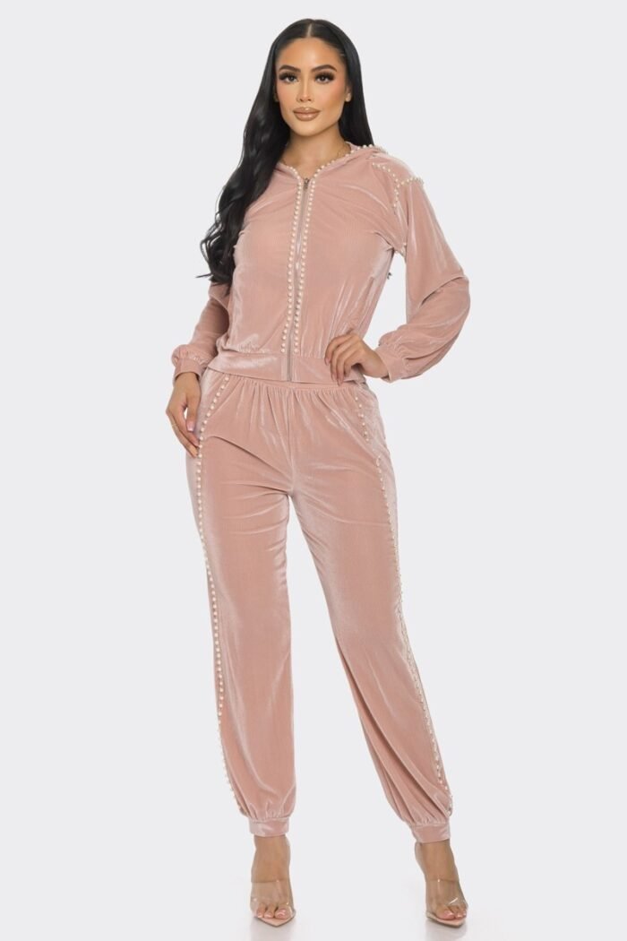 Jogger with pearls set
