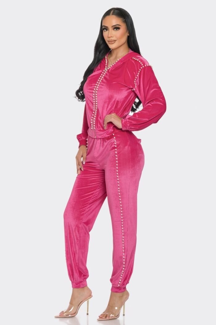 Jogger with pearls set