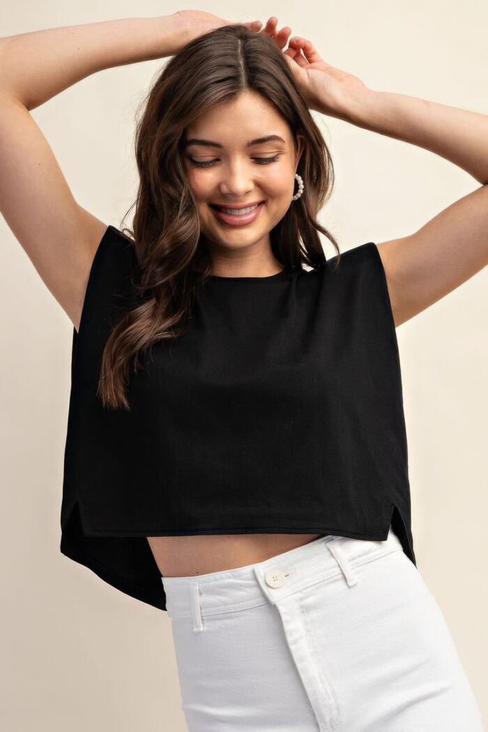 Sleeveless crop top with shoulder pads - image 1