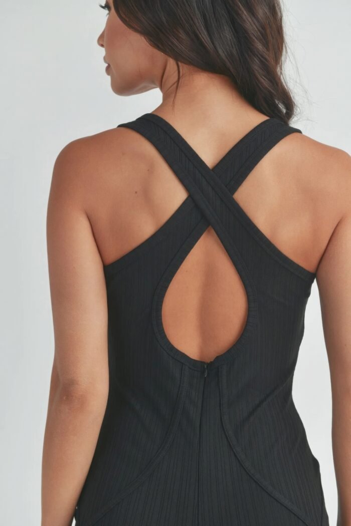 Solid color jumpsuit - image 6