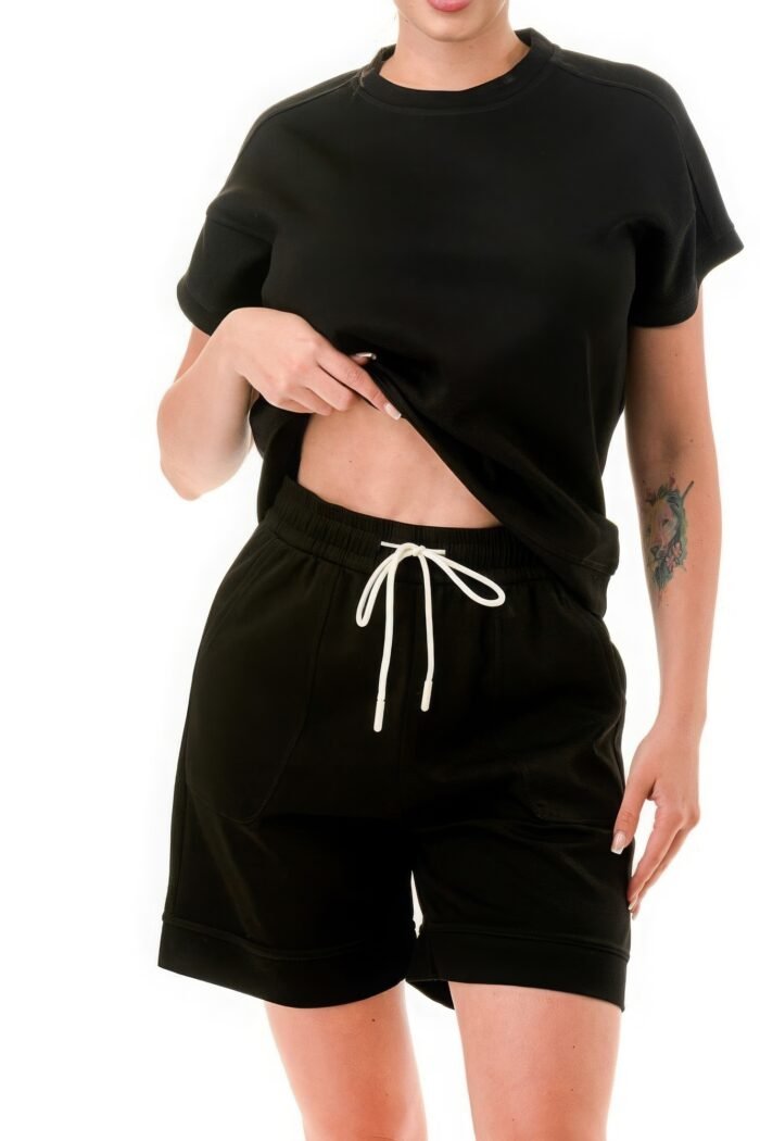 Air cotton monochrome tee and shorts set