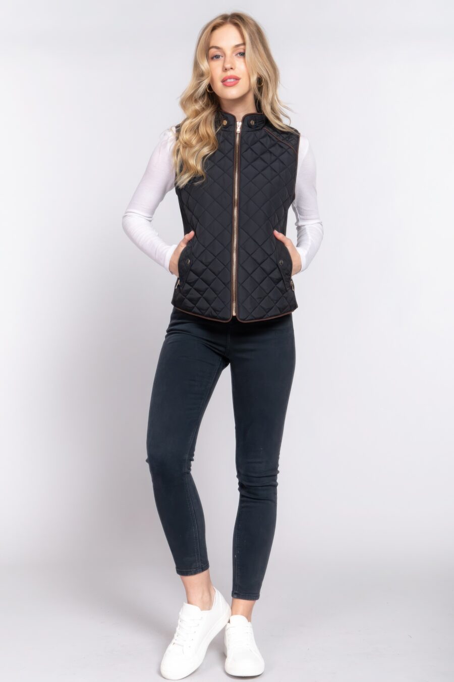 Suede piping quilted padding vest