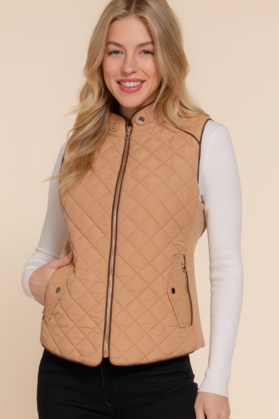 Suede piping quilted padding vest