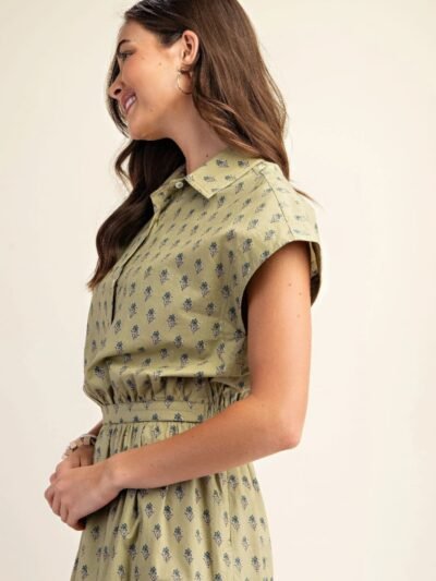 Printed drop shoulder cropped shirt Printed drop shoulder cropped shirt
