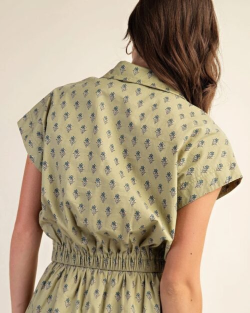 printed drop shoulder cropped shirt