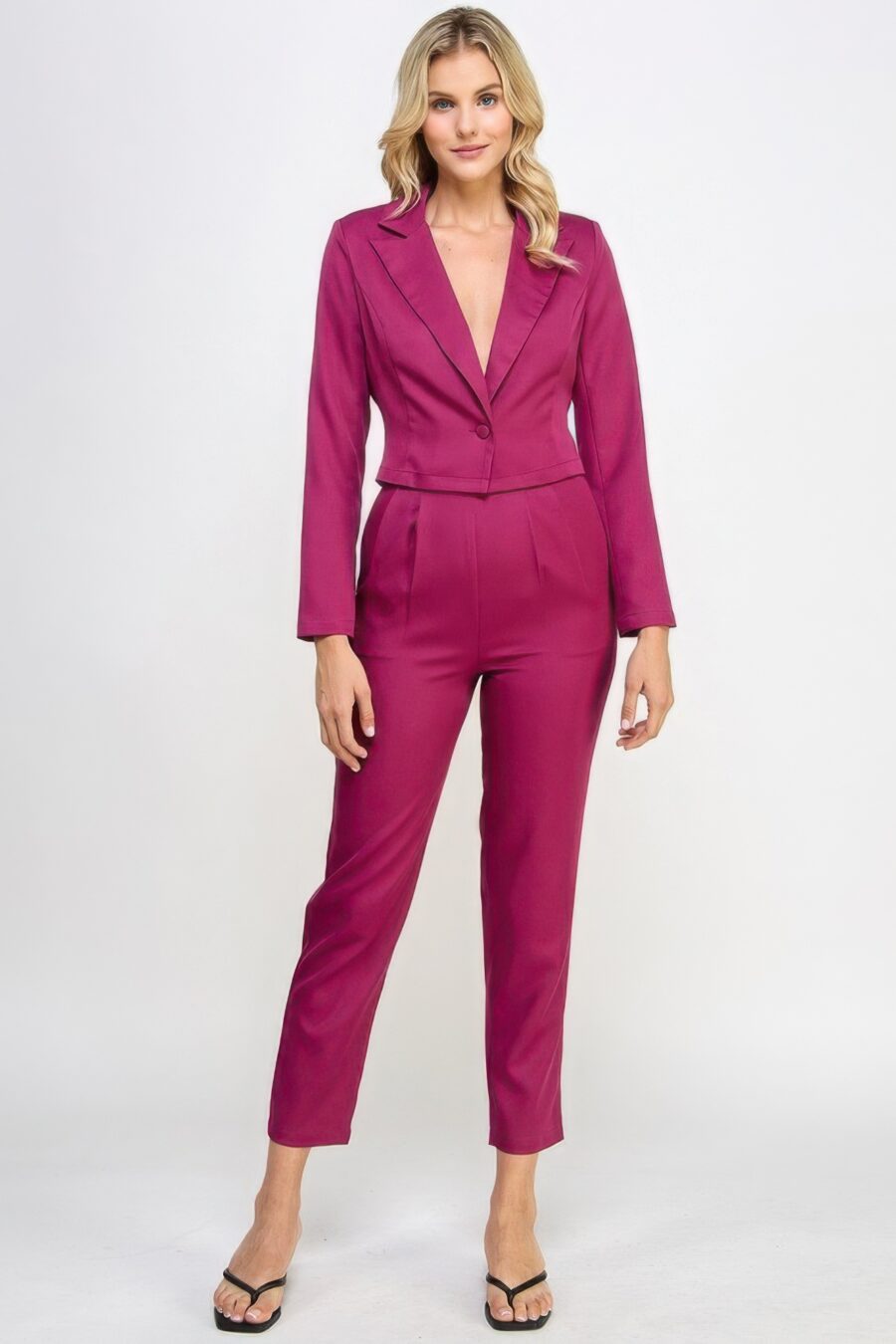 Single button crop blazer with tailored pants set