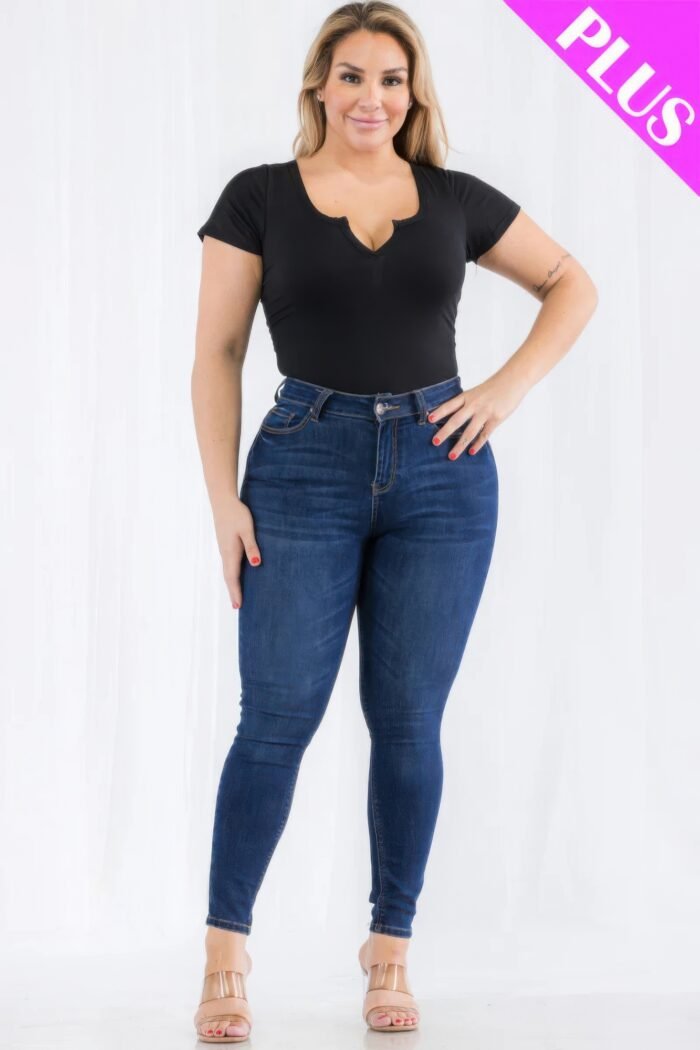 Plus size casual split neck solid short sleeve bodysuit