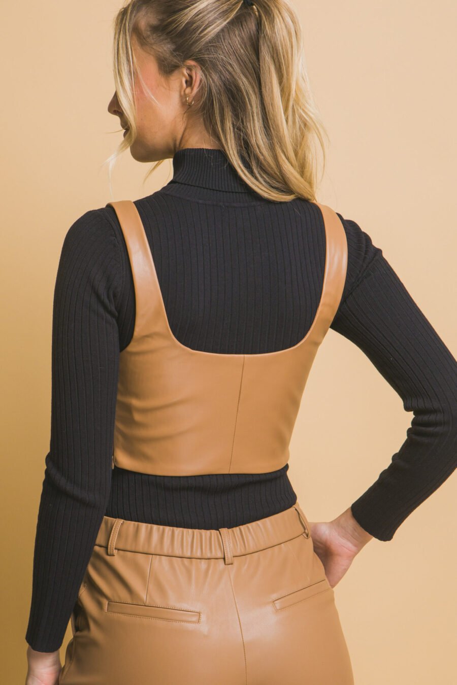 Faux leather corsetry - image 21