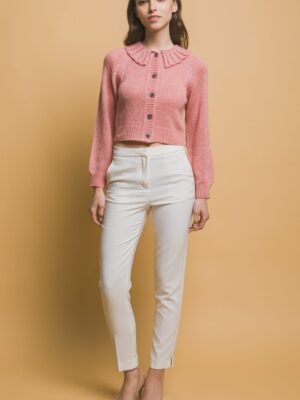Short collard sweater