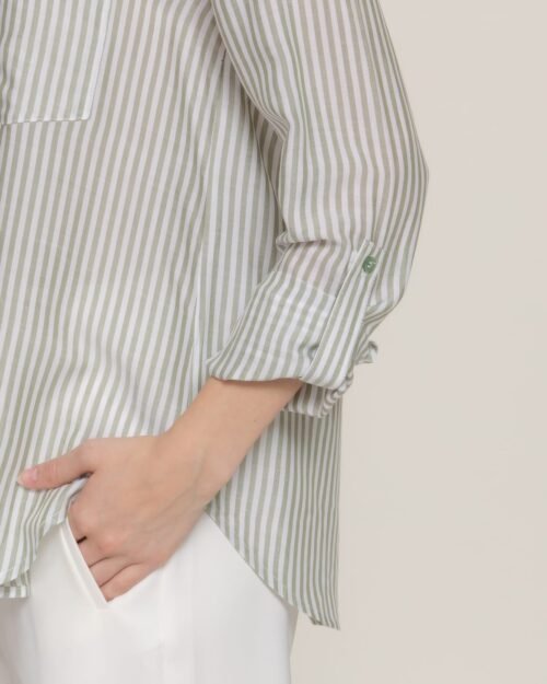 long slv split round neck stripe woven shirt