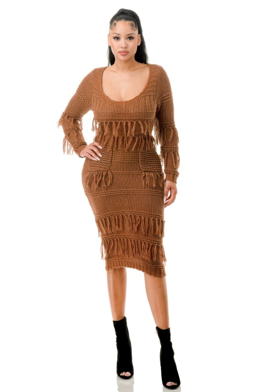 Knit long sleeve fringe dress