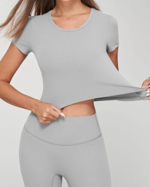 seamless short sleeve crop tee