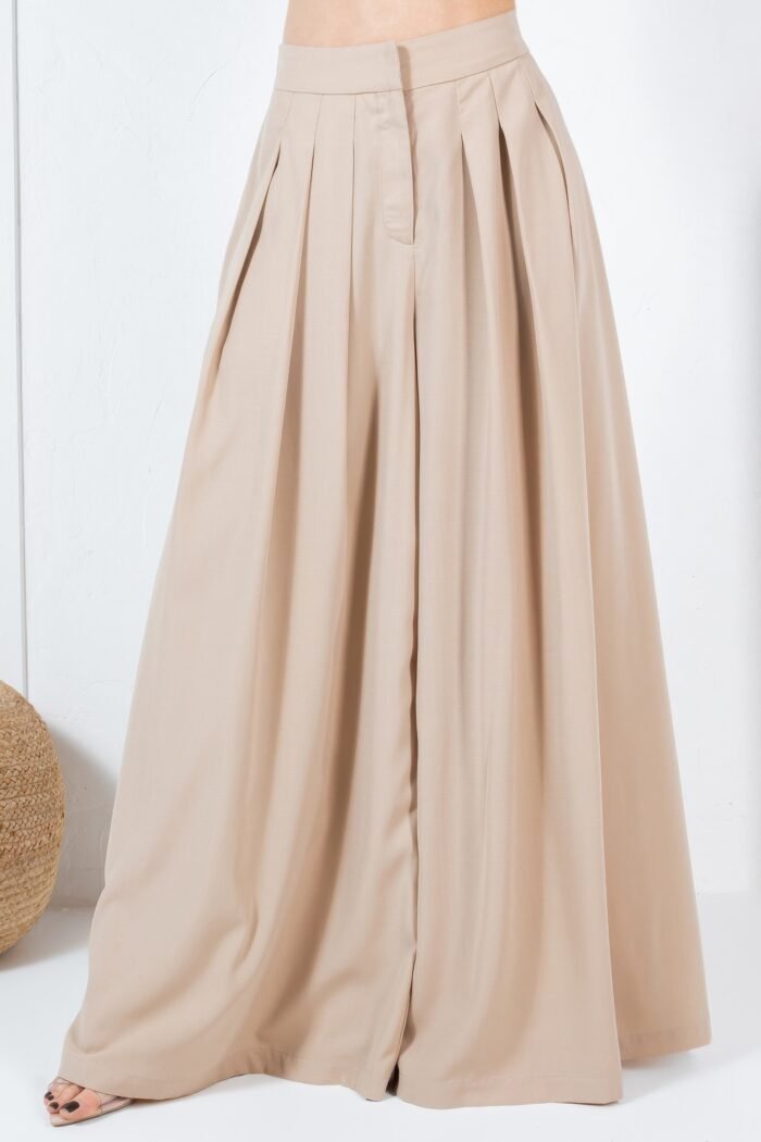 Large hem wide leg pleated solid pants - image 7