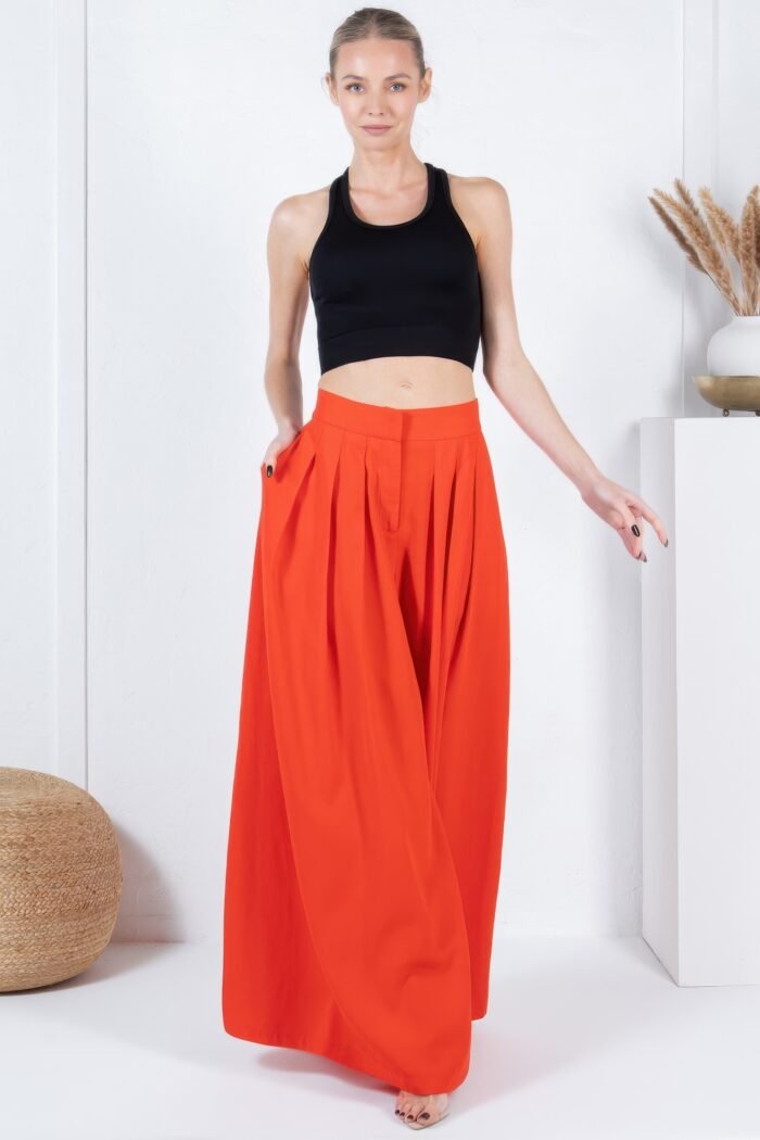 Large hem wide leg pleated solid pants - image 16