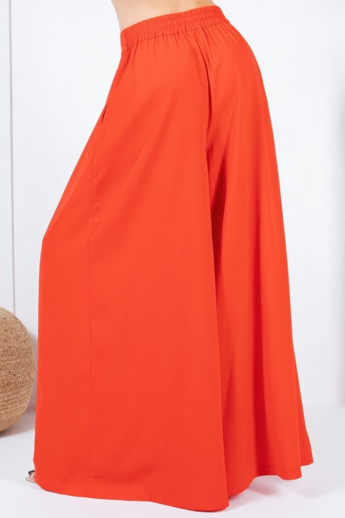 Large hem wide leg pleated solid pants - image 20