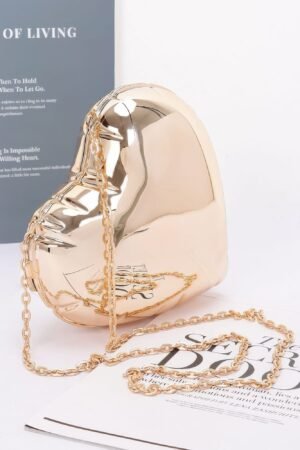 Clear Heart Shaped Bag – Acrylic Statement Clutch Clear Heart Shaped Bag – Acrylic Statement Clutch