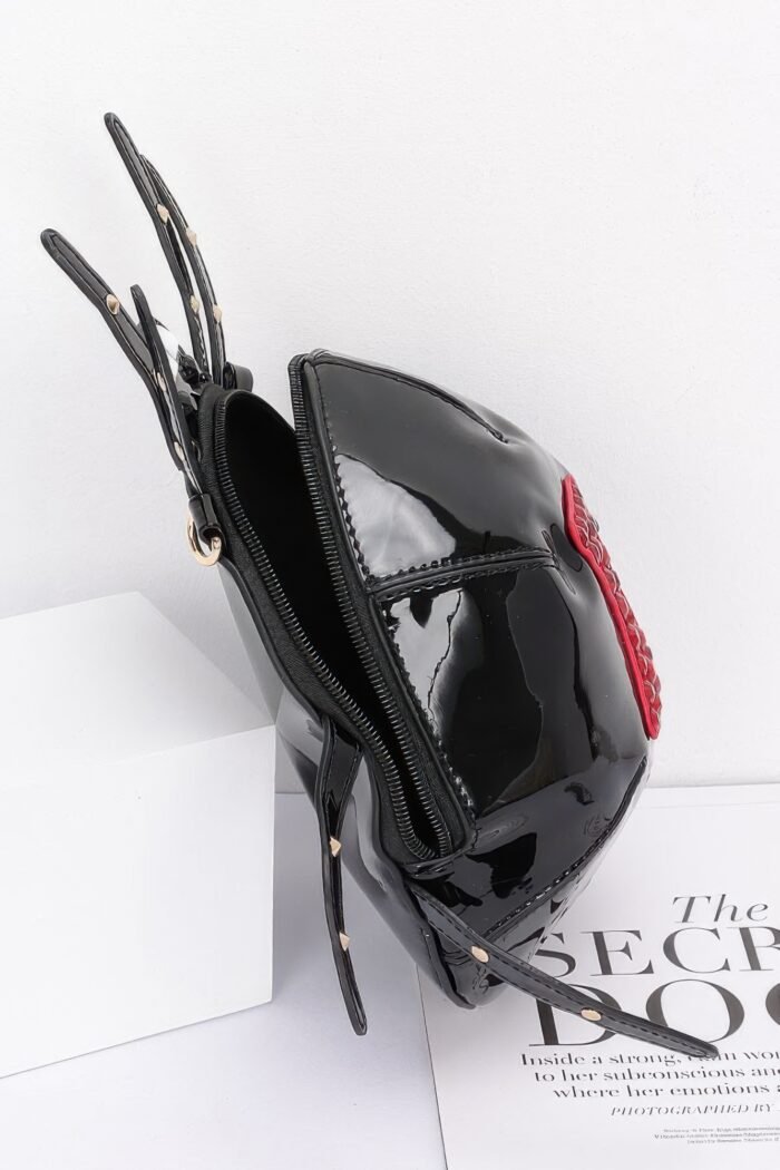 Enamel spider novelty bag