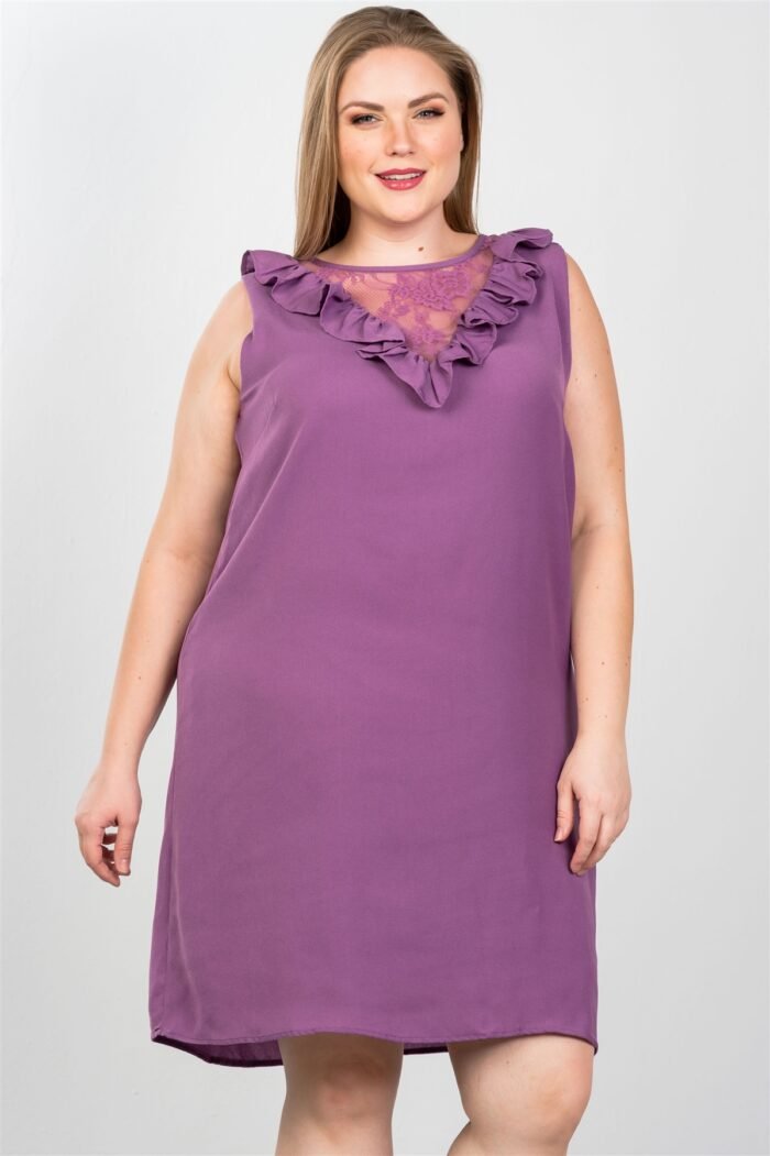 Plus size lace insert shift midi dress