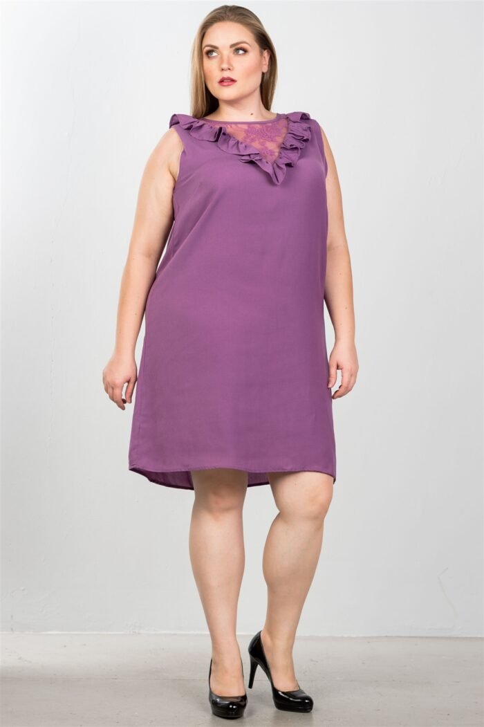 Plus size lace insert shift midi dress