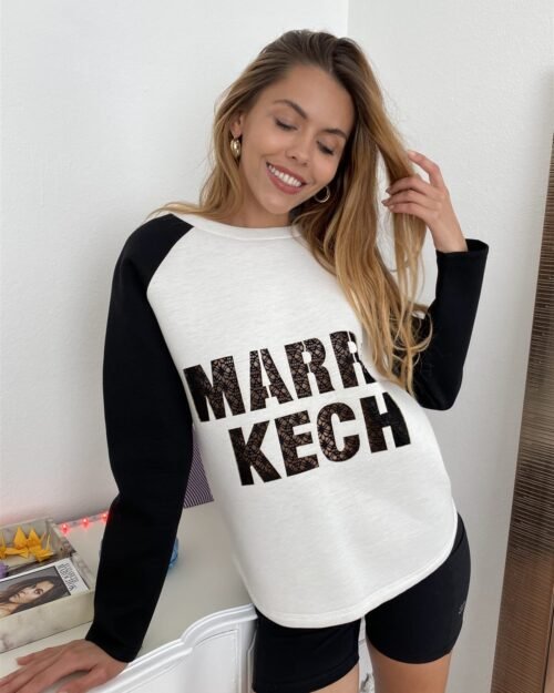 Contrast Sleeve Curved Hem Sweater