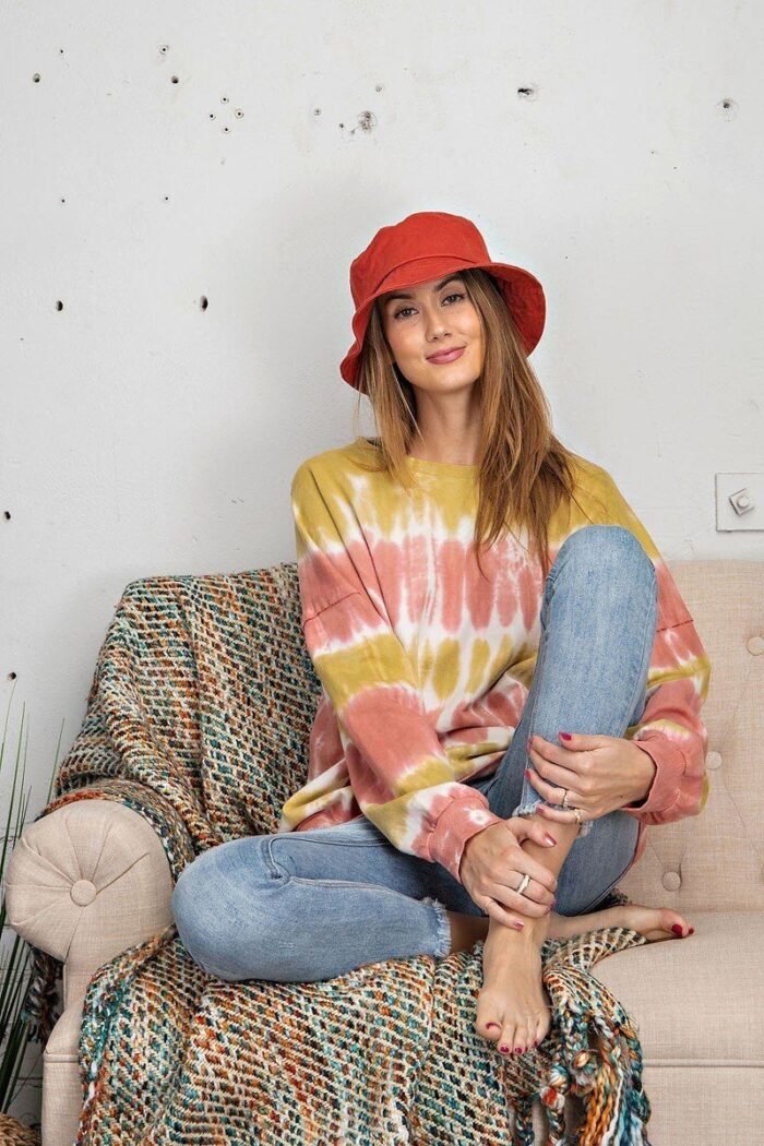 Ombre dye terry knit banded bottom pullover