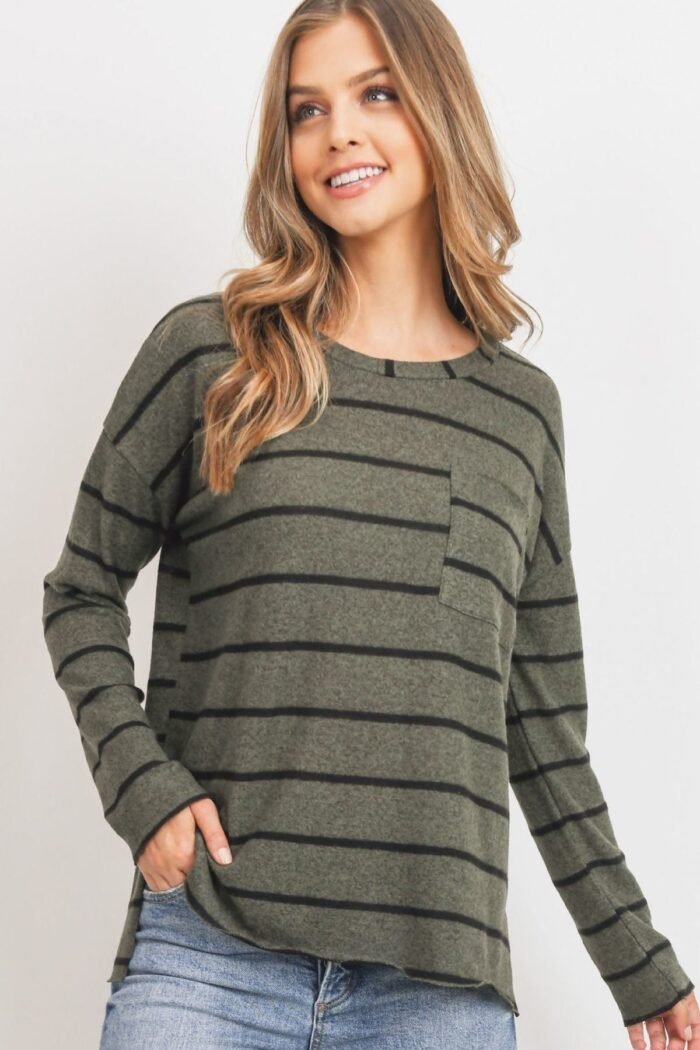 Striped front pocket round collar - image 1