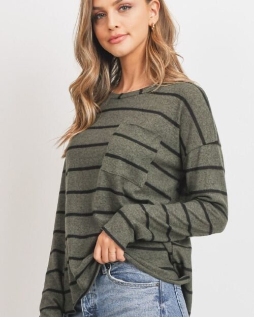 striped front pocket round collar