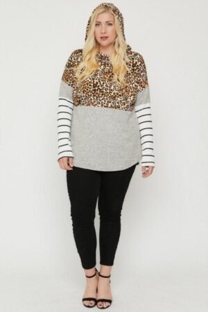 Plus Size Color Block Hoodie Featuring A Cheetah Print Plus Size Color Block Hoodie Featuring A Cheetah Print