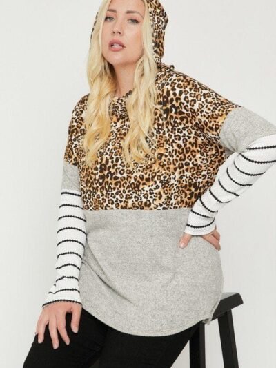 Plus Size Color Block Hoodie Featuring A Cheetah Print Plus Size Color Block Hoodie Featuring A Cheetah Print