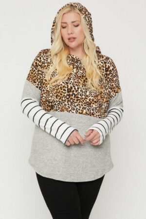 Plus Size Color Block Hoodie Featuring A Cheetah Print Plus Size Color Block Hoodie Featuring A Cheetah Print