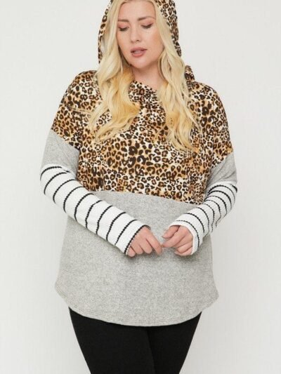 Plus Size Color Block Hoodie Featuring A Cheetah Print Plus Size Color Block Hoodie Featuring A Cheetah Print