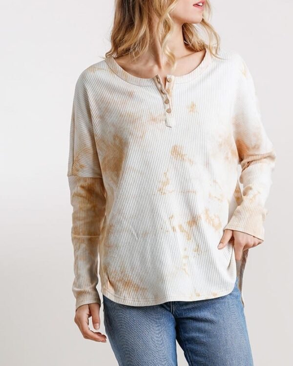 Tie Dye Round Neck Ribbed Button Front Top With Round Hem