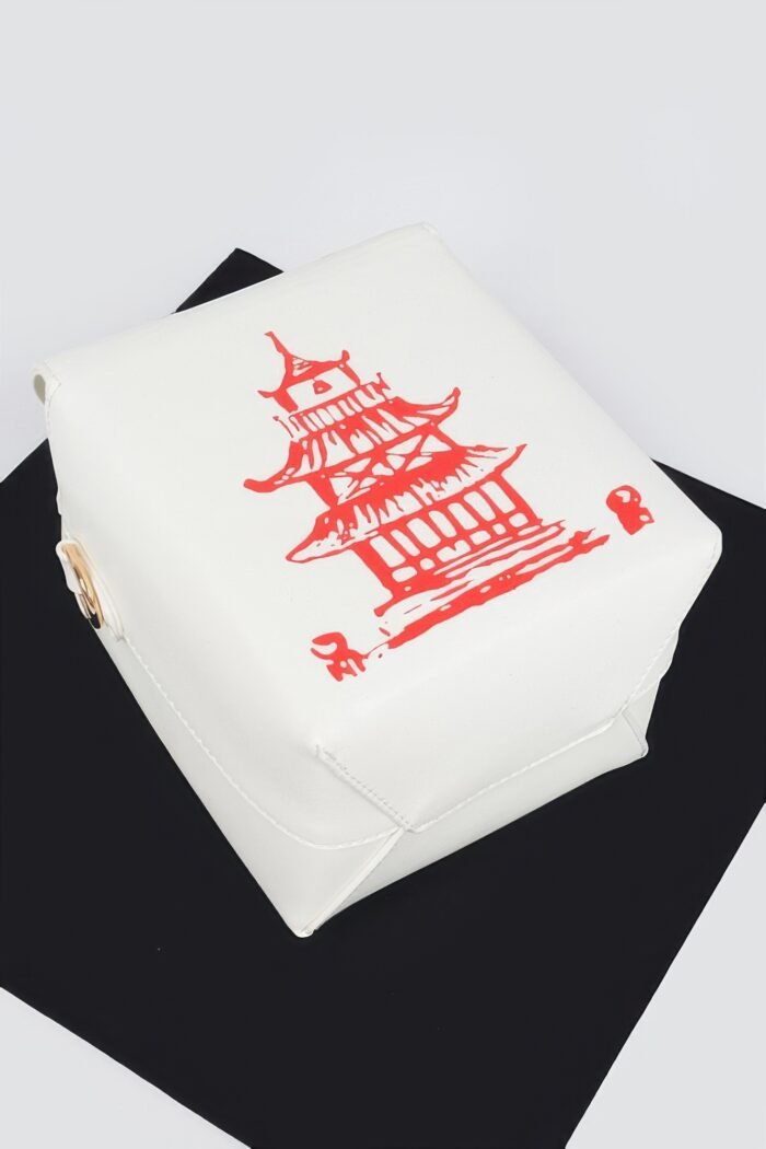Chinese to go box clutch.