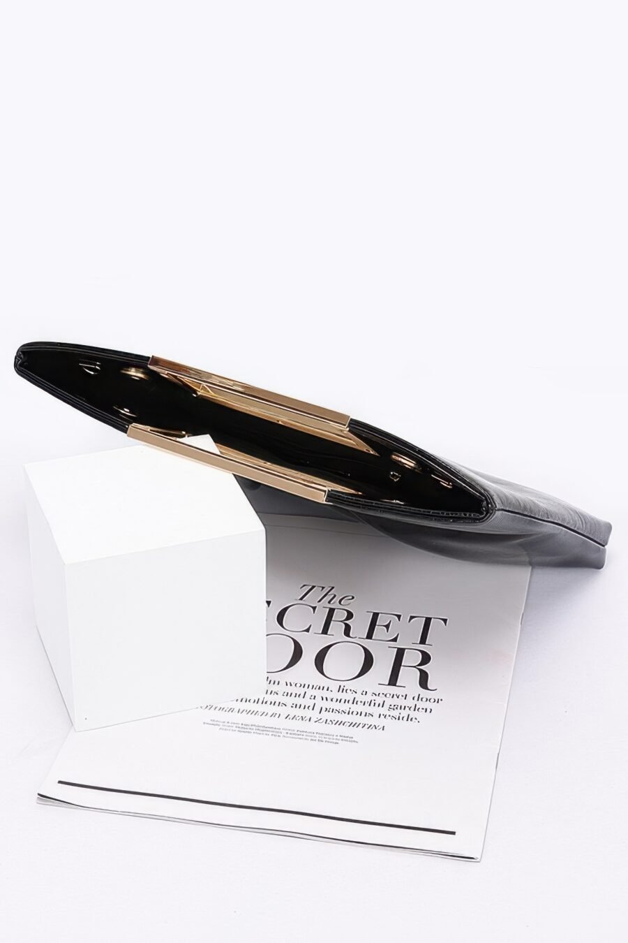 Faux leather metal handle clutch - image 6