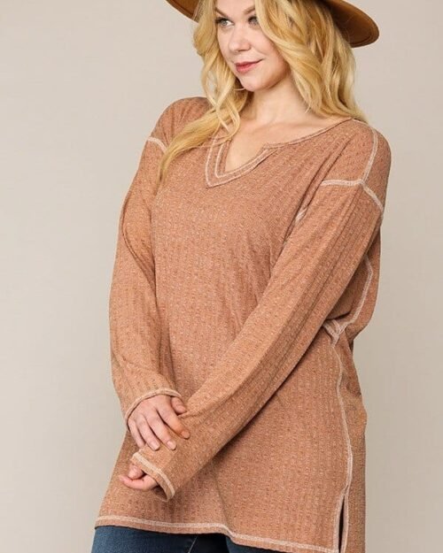 two-tone ribbed tunic top with side slits