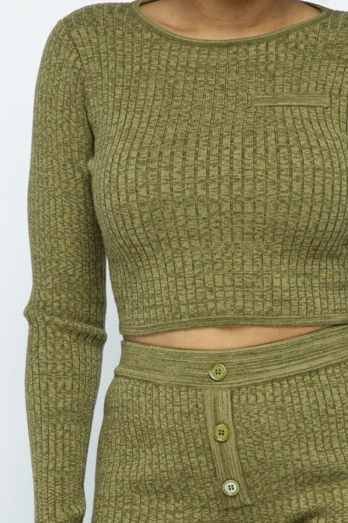 Knit long sleeve cropped top knit high-waist biker shorts set