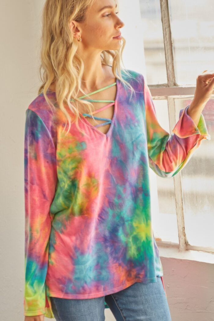 Tie-dye cage hi-low top