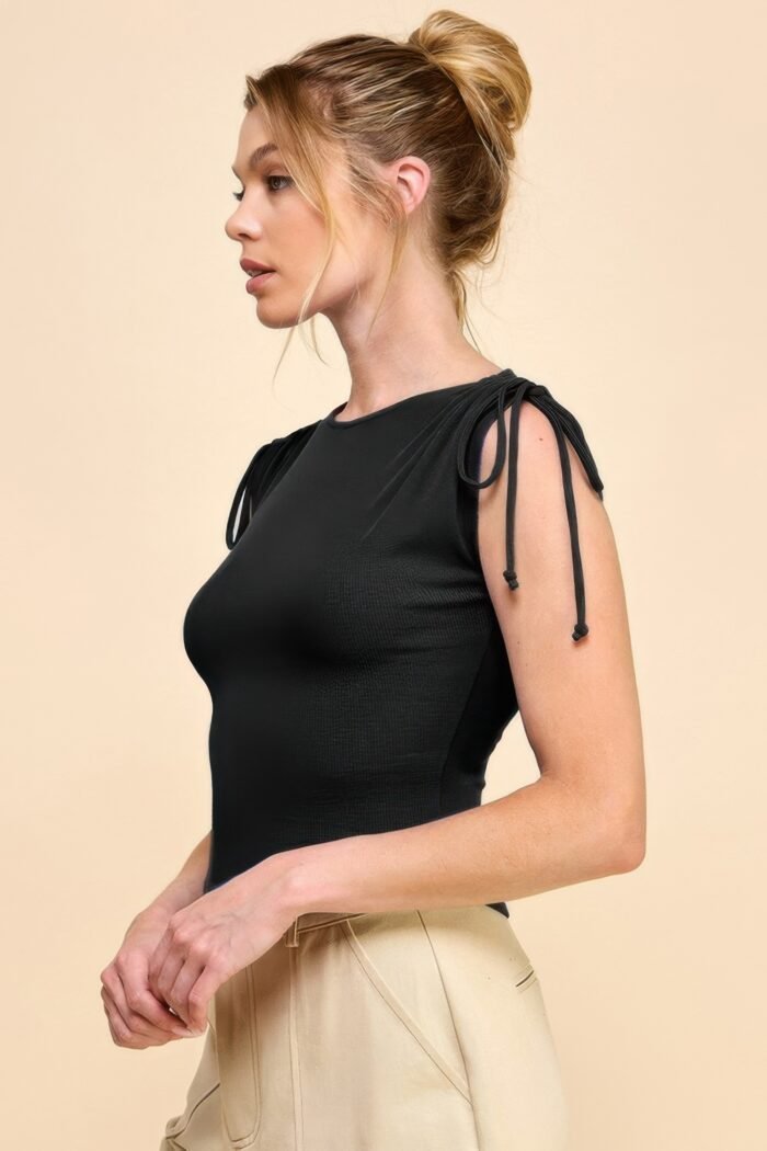 Ruching shoulder ribbed top - image 17