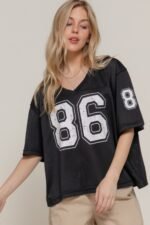 Oversized mesh baseball t-shirt with silk screen print, short sleeves, and breathable fabric – streetwear-inspired sporty unisex top.