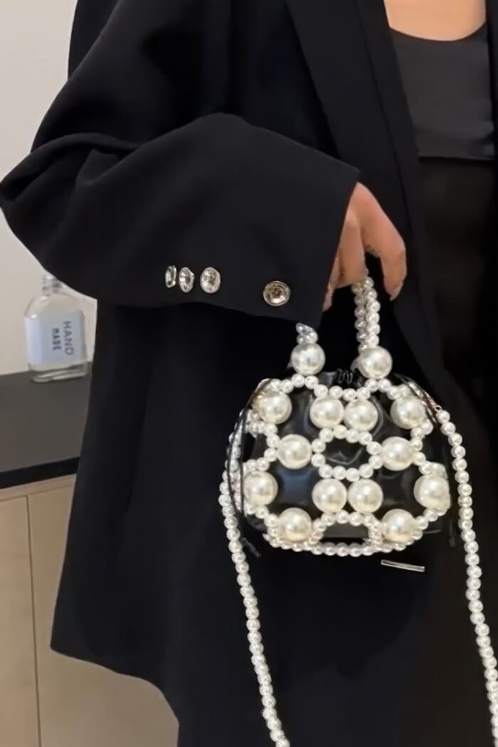 Faux pearl party clutch w/pouch