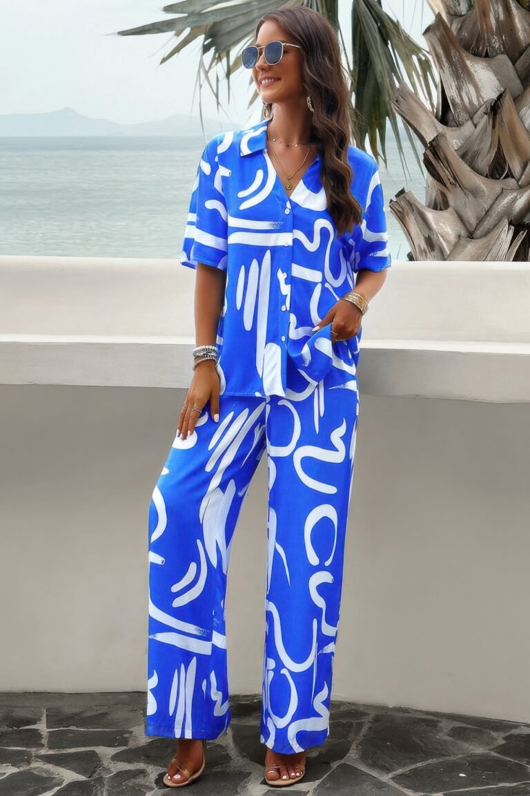 Two piece random printed short sleeve fit set
