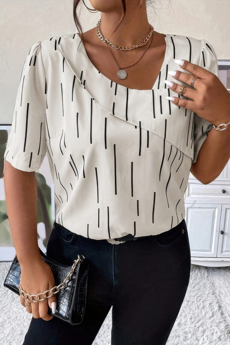 Printed puff sleeve shirt with line pattern