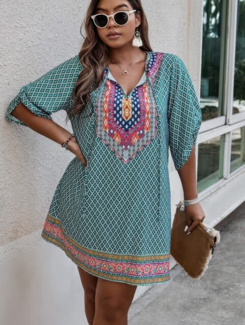 Plus Size V Neck Printed Loose Fit Midi Dress