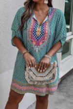 Plus Size V Neck Printed Loose Fit Midi Dress - Image 4