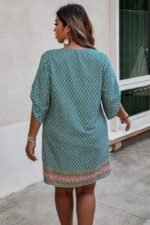 Plus Size V Neck Printed Loose Fit Midi Dress - Image 5