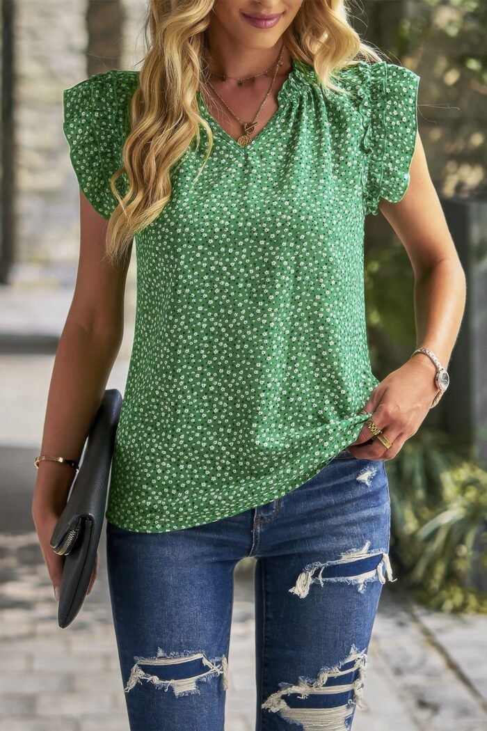 Floral pleated v neck flutter sleeve pullover top